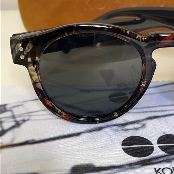 Komono Clement Fern Sunglasses Round Frame NEW - Picture 9 of 16